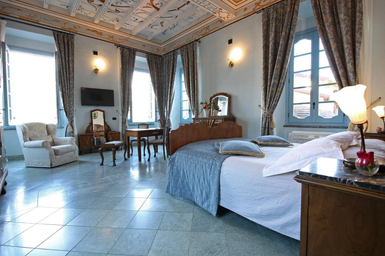 Palazzo Del Vicere Aparthotel Lezzeno Eksteriør bilde